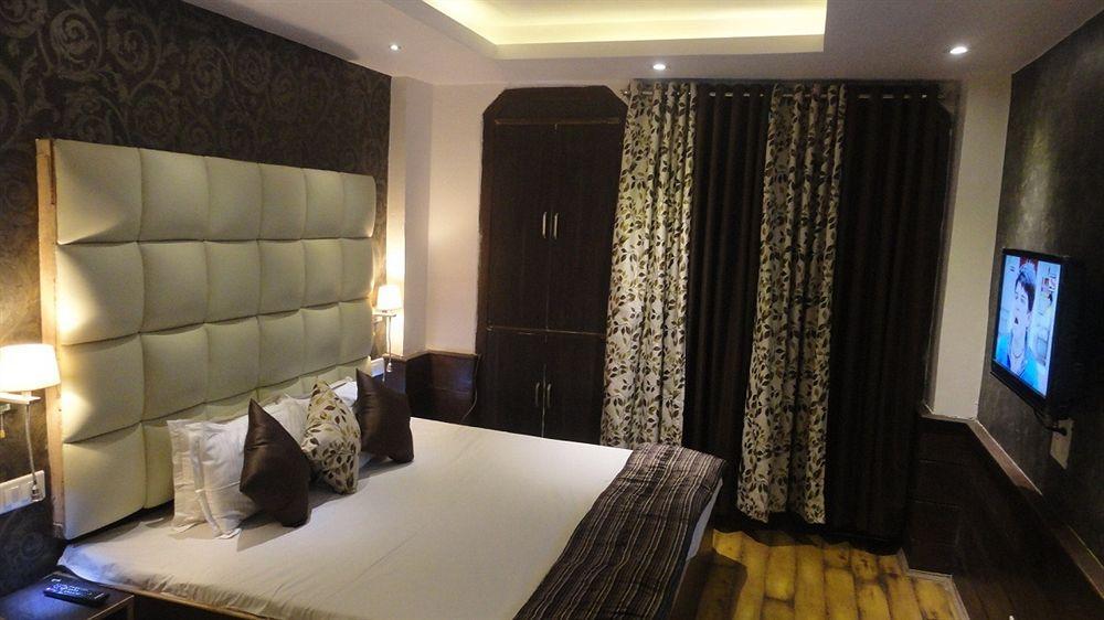 Hotel Sunrise Shimla Exterior photo